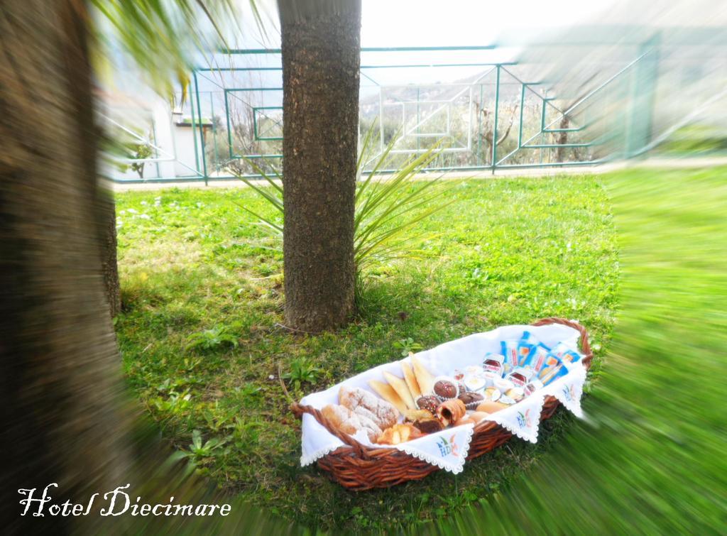Hotel Diecimare Cava deʼ Tirreni Exterior foto