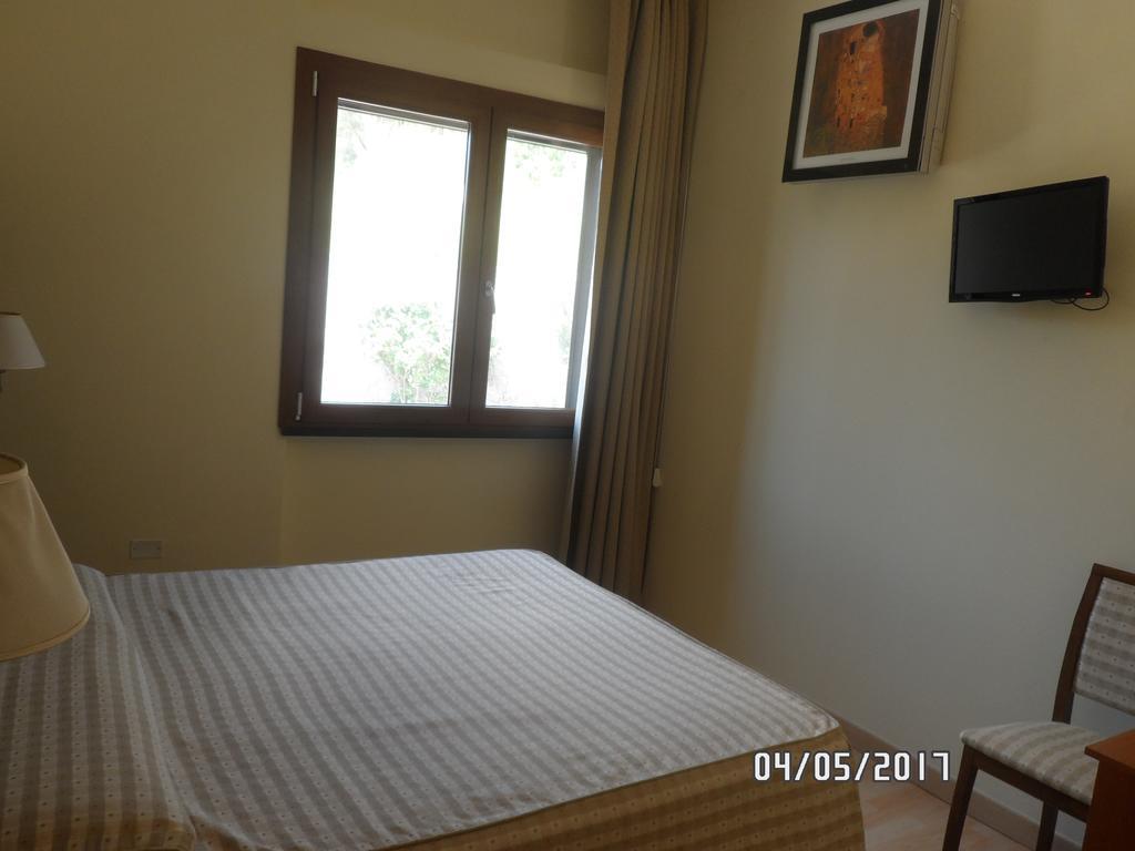 Hotel Diecimare Cava deʼ Tirreni Exterior foto